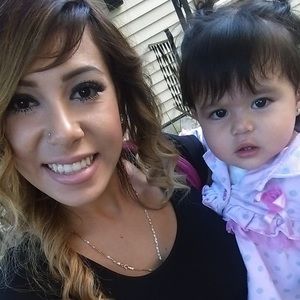 Meet your Posher, Dayana